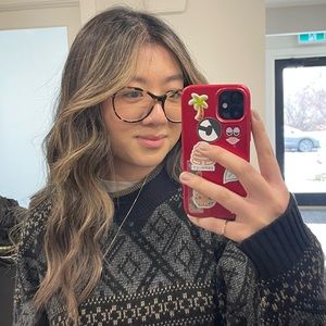 Meet your Posher, Sandy